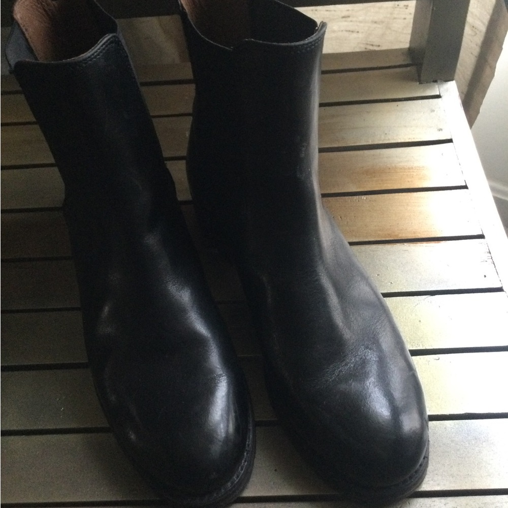 Frye booties 9.5